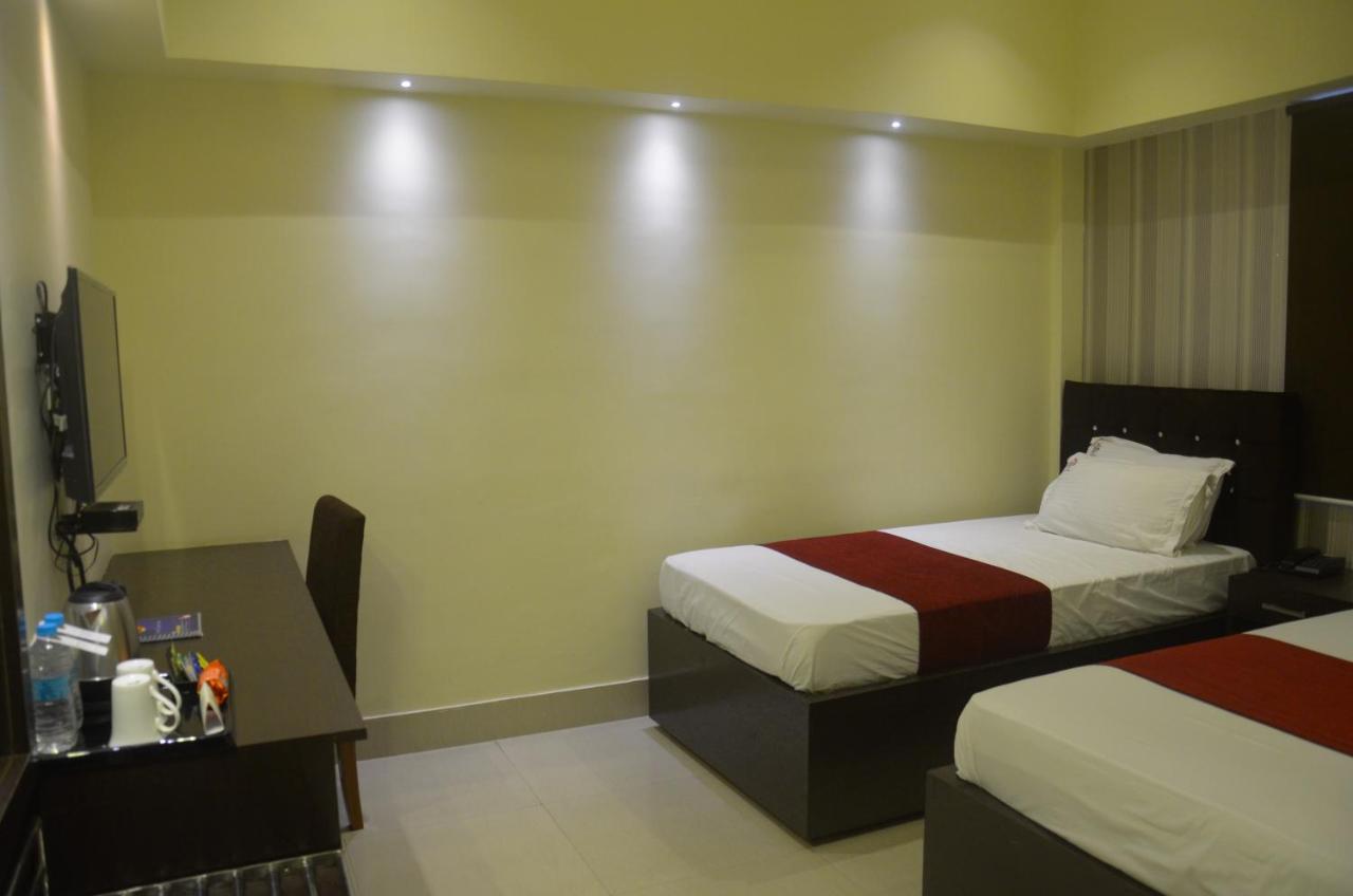 Hotel Pritika Durgāpur Exterior photo